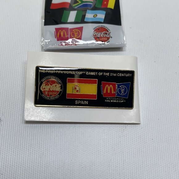FIFA WORLD CUP 2002 Spain National Flag Pin McDonalds Coca Cola 1x2.5” - Picture 3 of 7
